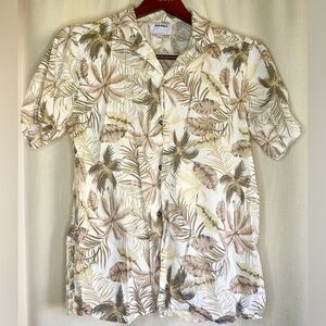 Old Navy Aloha Shirt in Cream and Tan